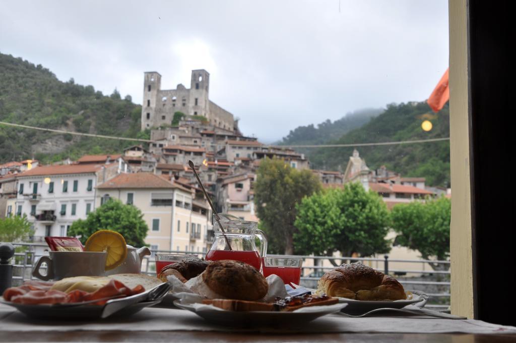 La Casetta Di Vale Dolceacqua Bagian luar foto