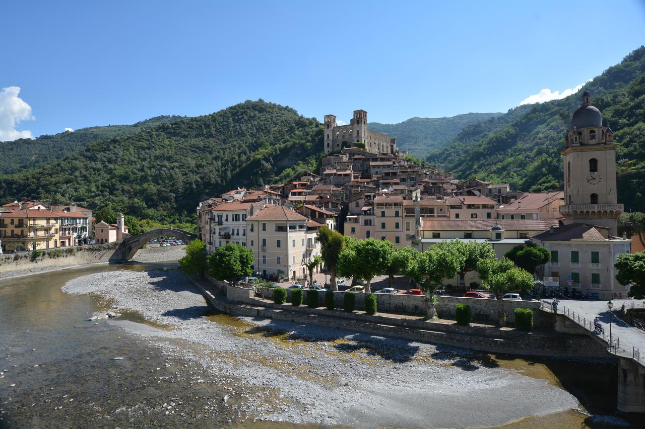 La Casetta Di Vale Dolceacqua Bagian luar foto