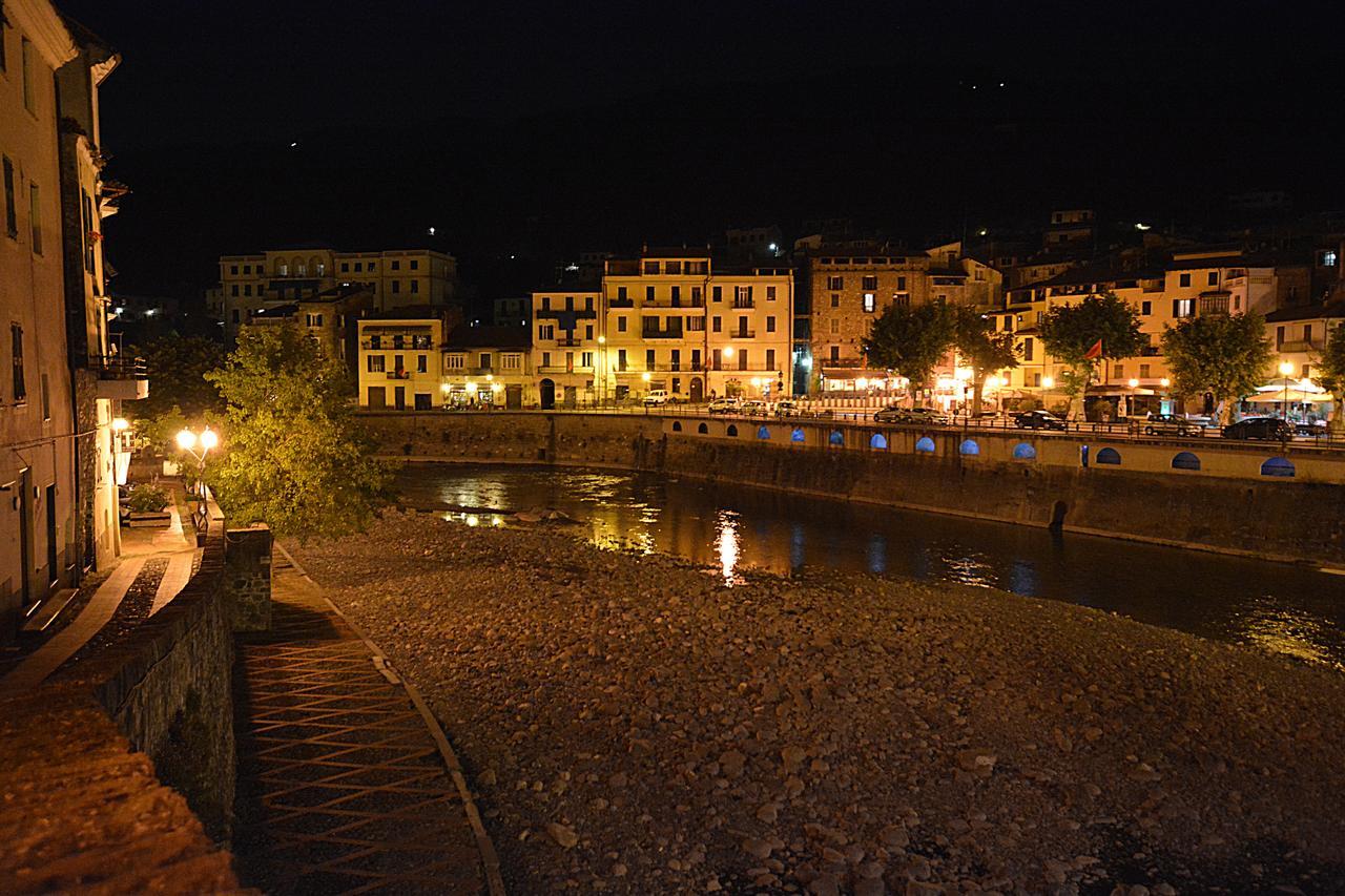 La Casetta Di Vale Dolceacqua Bagian luar foto